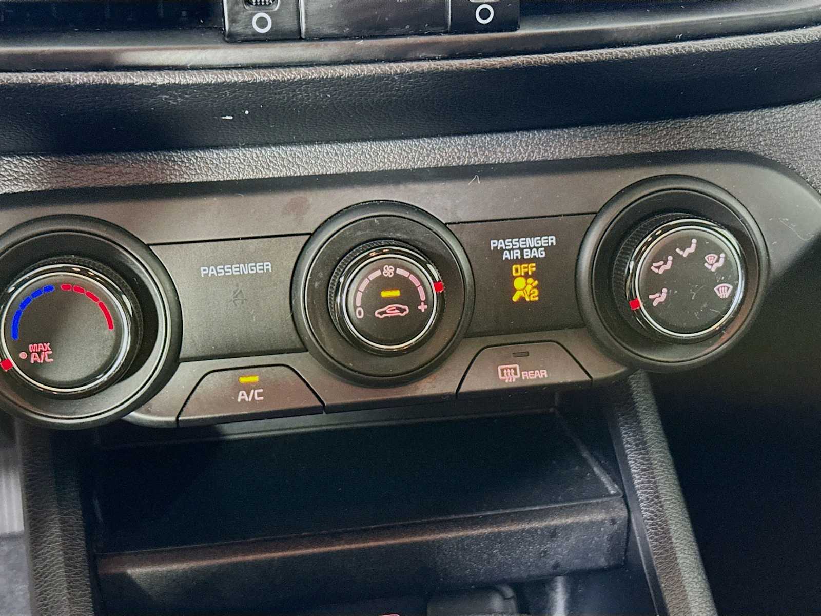 2020 Kia Forte LXS photo 12