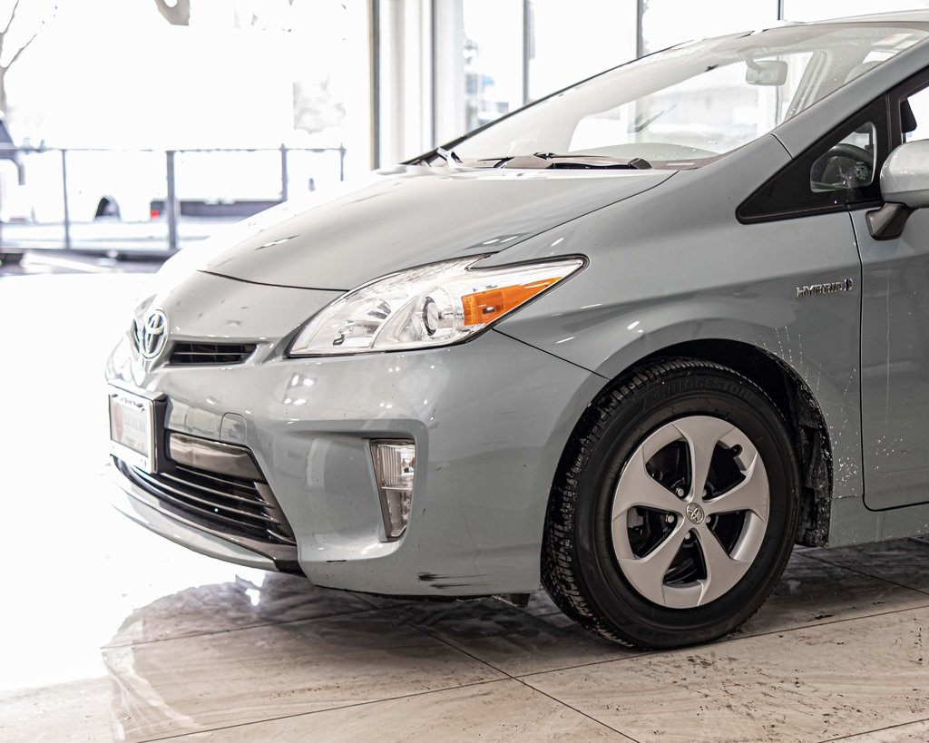 2015 TOYOTA PRIUS - Image 4