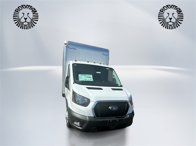 2024 Ford Transit Chassis Cutaway photo 3