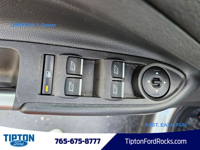 2019 Ford Escape SEL photo 4
