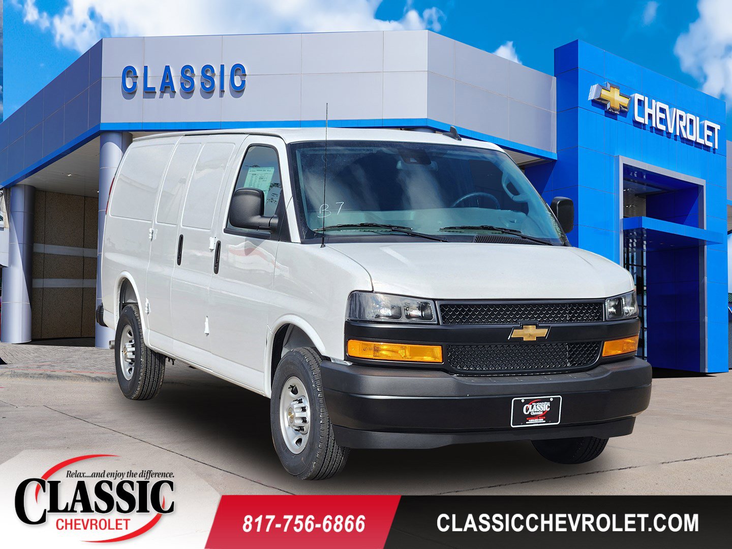 2025 Chevrolet Express Cargo Work Van's photo