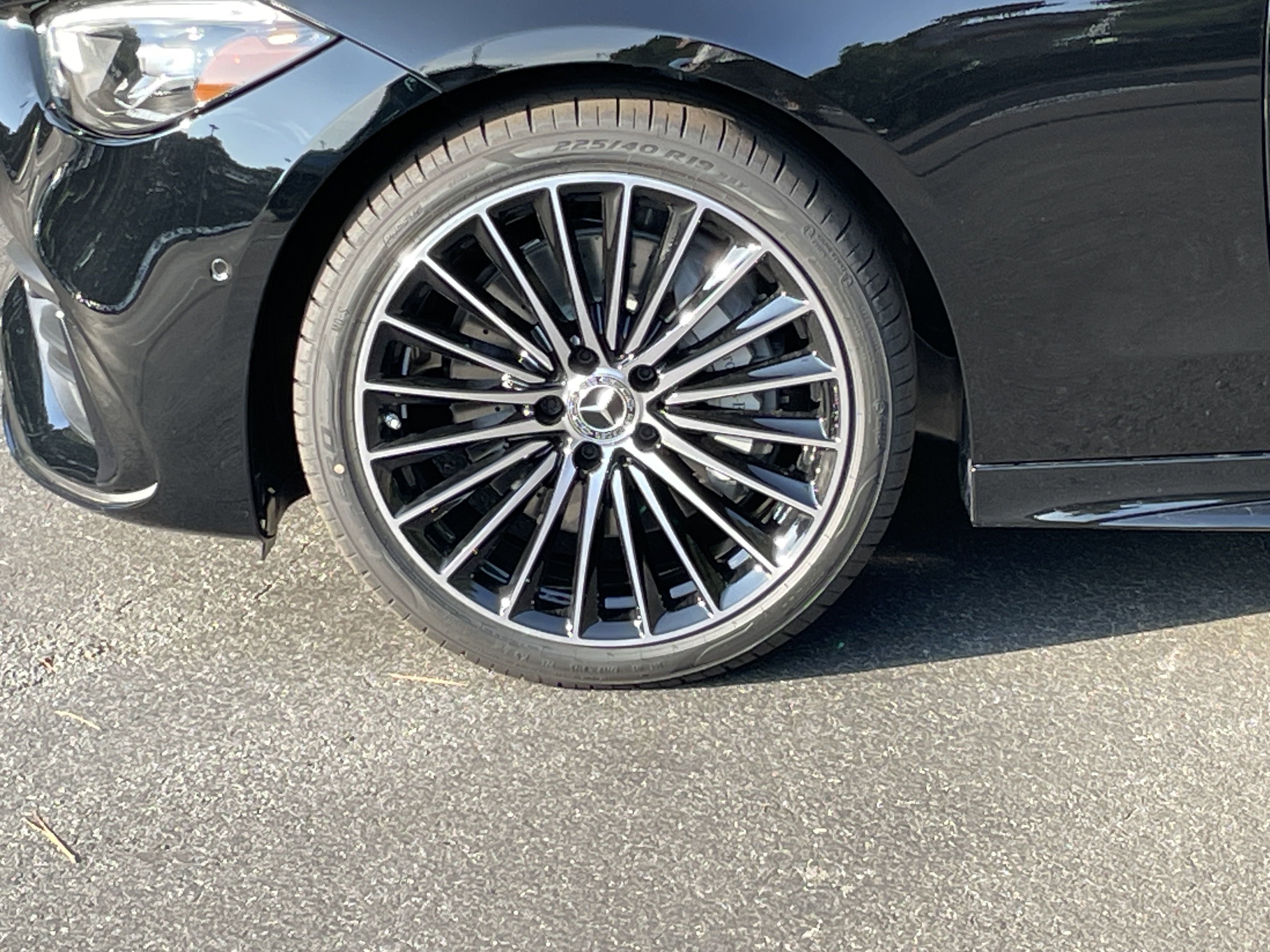2025 Mercedes Benz C 300 Sedan photo 4