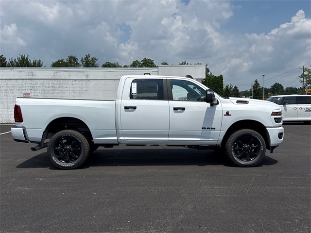 2025 Ram 2500 Big Horn photo 6