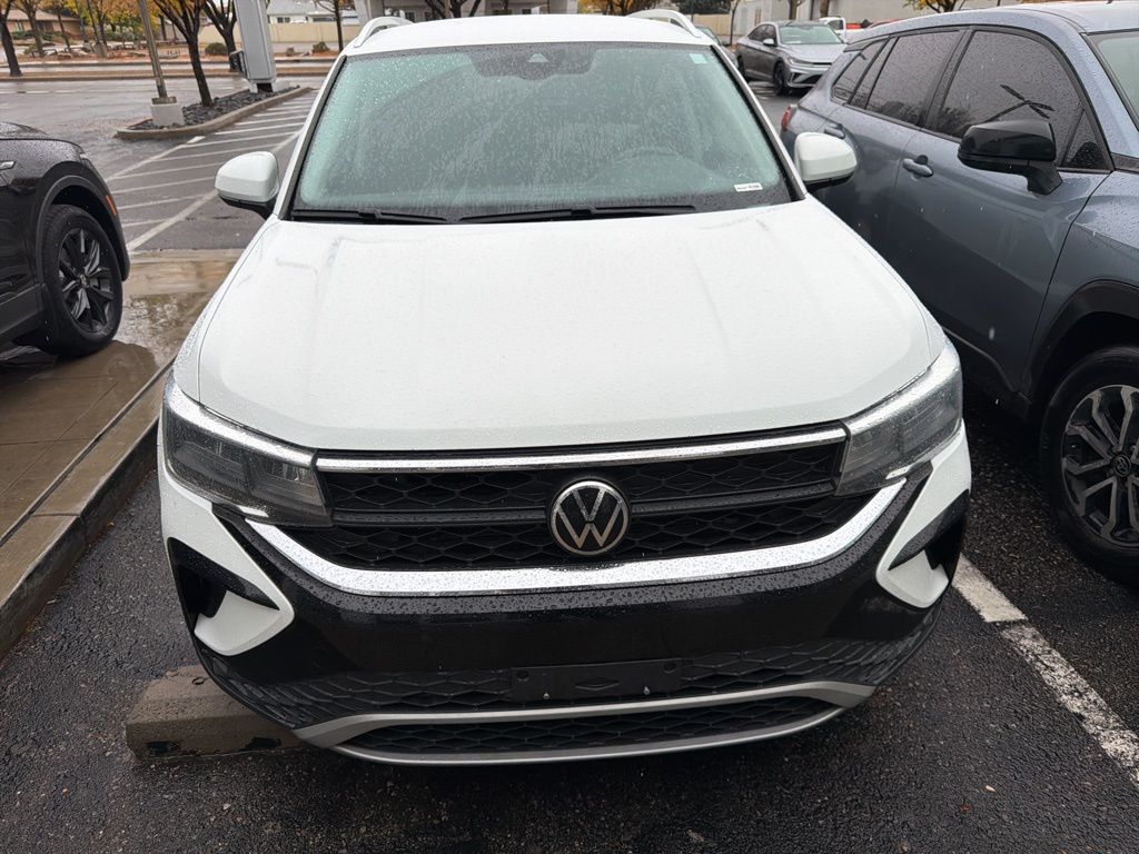 2022 Volkswagen Taos SE
