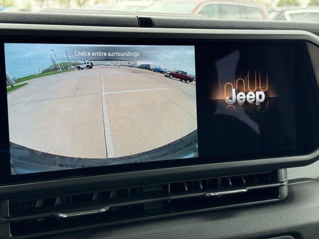 2025 Jeep Wrangler Sport S photo 17