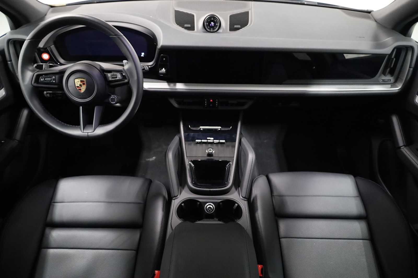 2024 Porsche Cayenne photo 22