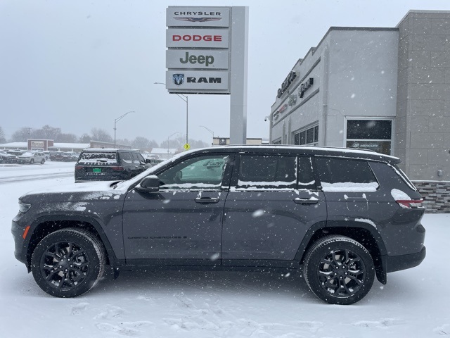 2025 Jeep Grand Cherokee L Limited's photo