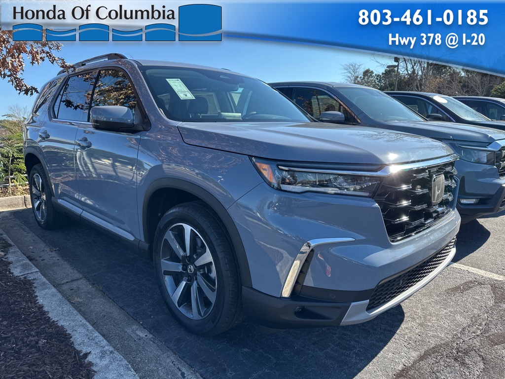 2025 Honda Pilot Touring's photo