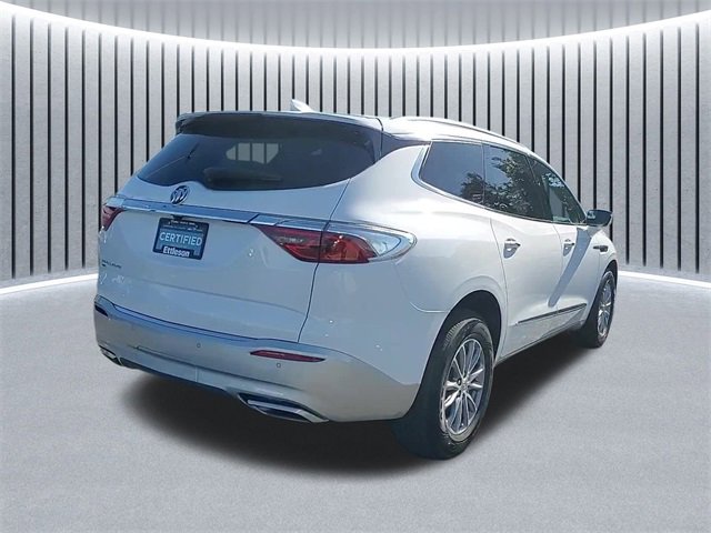 2024 Buick Enclave Essence photo 3