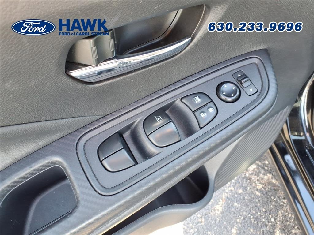 2023 NISSAN VERSA - Image 18