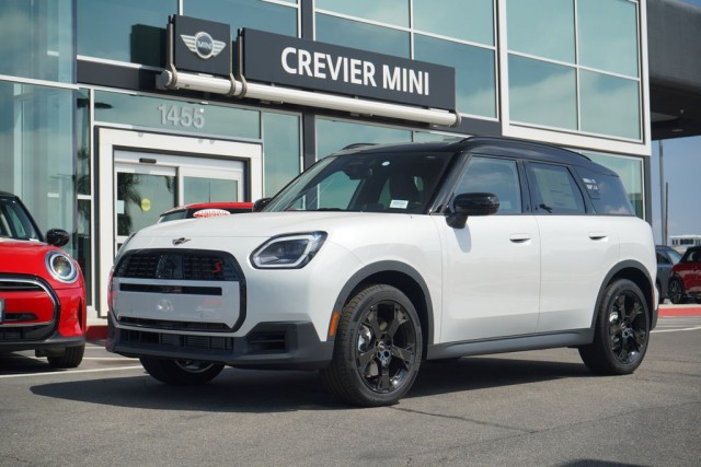 2026 MINI Countryman S's photo