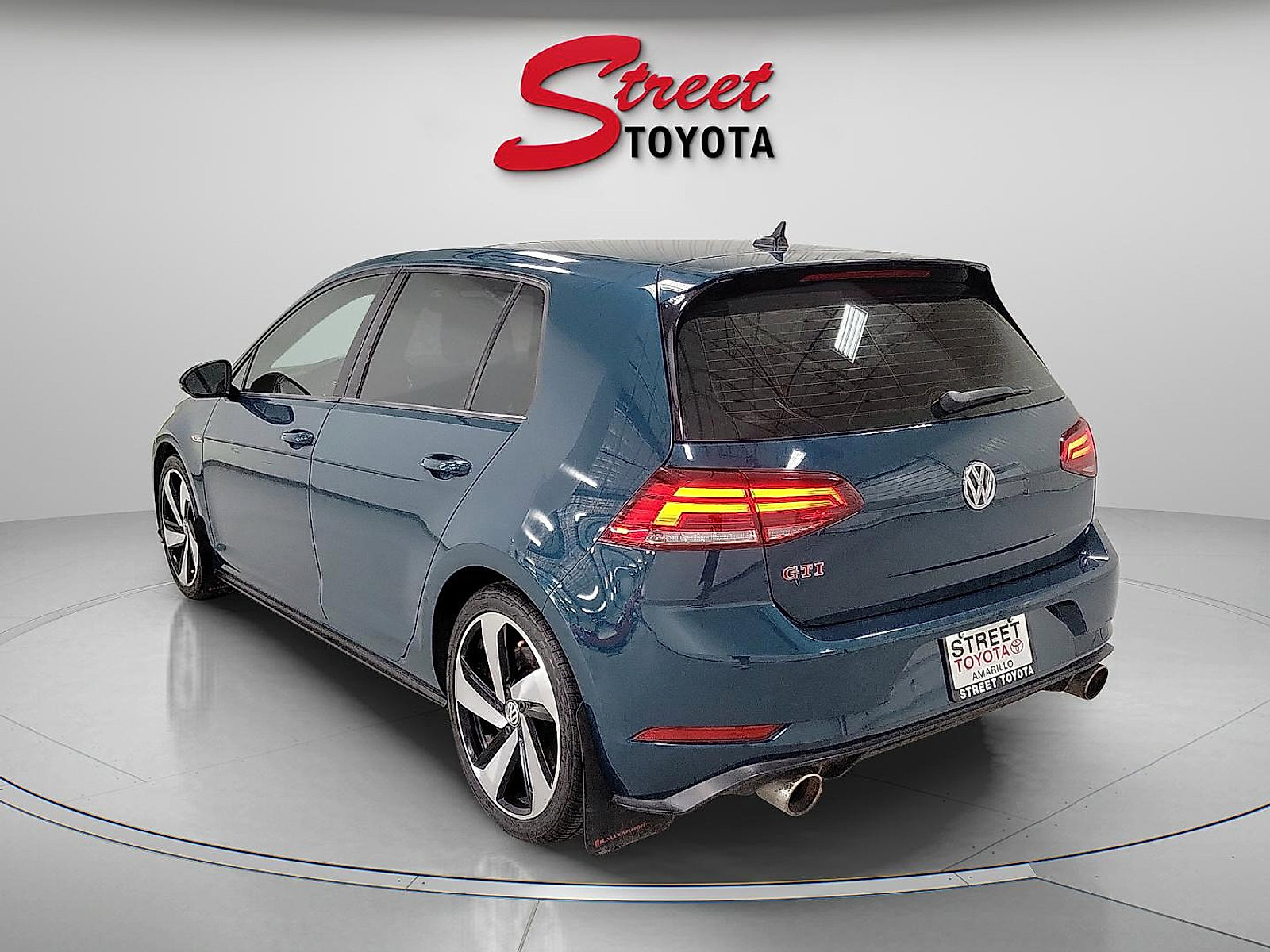 3VW5T7AU8KM032862