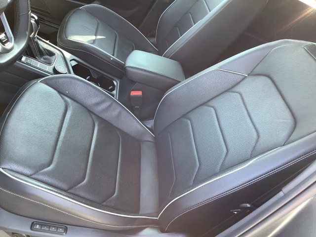 2022 Volkswagen Tiguan SEL R-Line Black photo 10