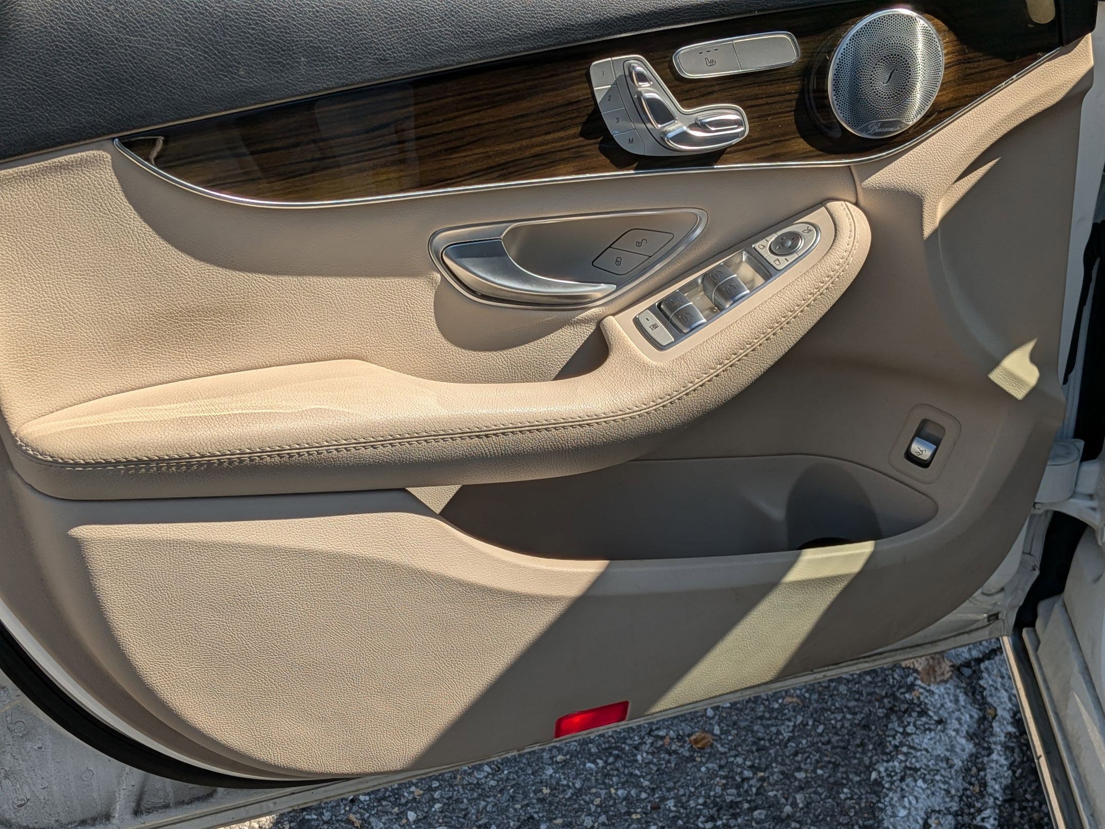 2017 Mercedes Benz C 300 4MATIC photo 9