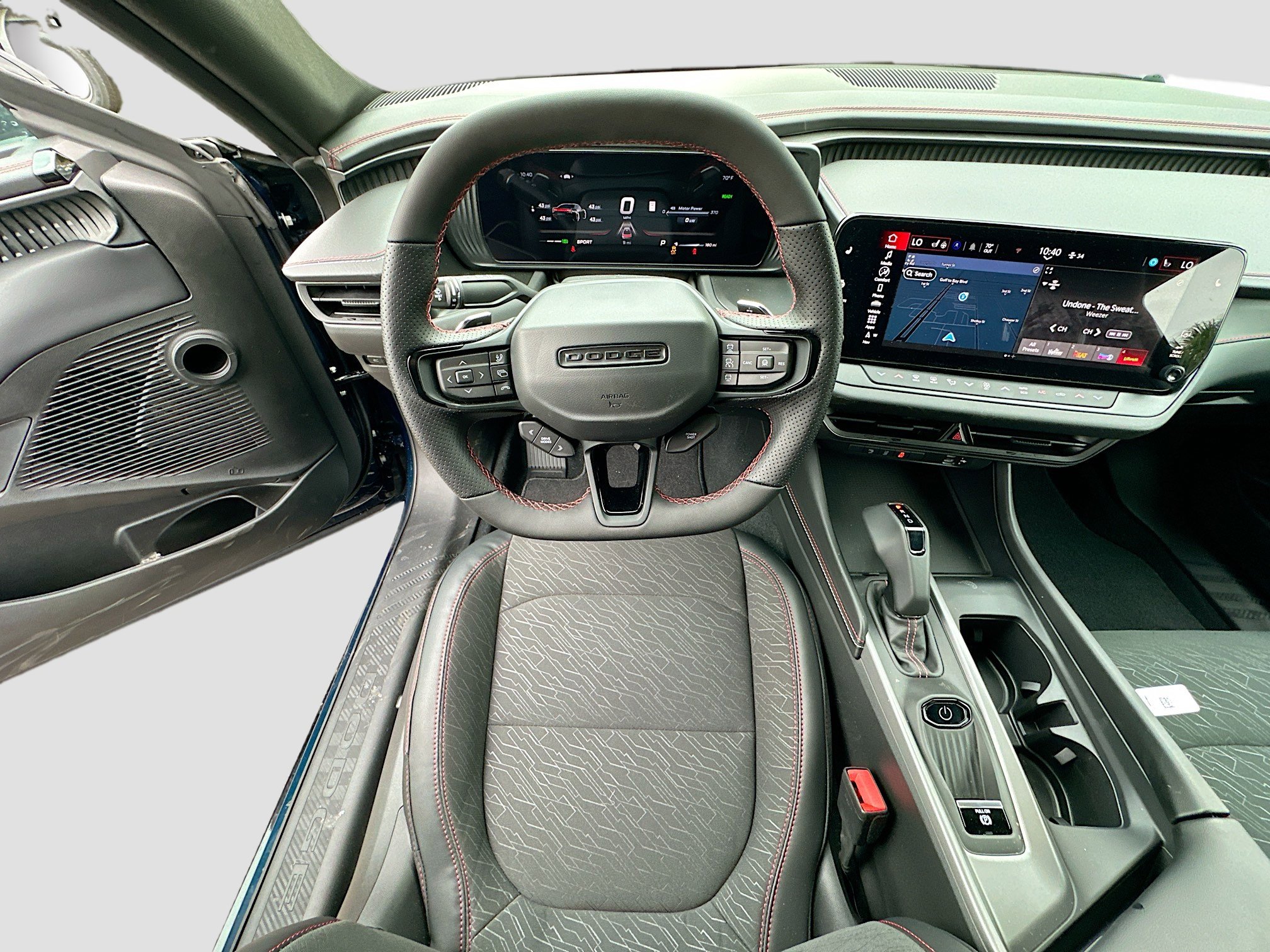 2025 Dodge Charger R/T photo 16