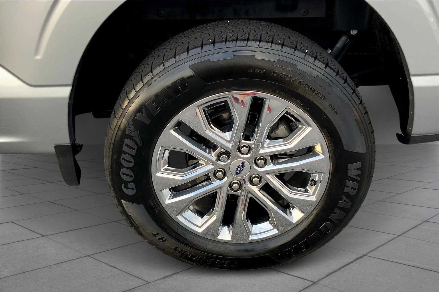2024 Ford F-150 XLT photo 9