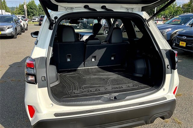 2025 Subaru Forester Limited Base photo 25