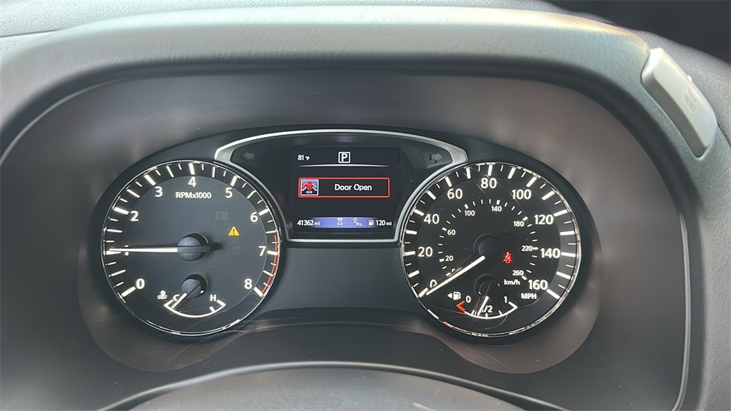 2020 Nissan Pathfinder SV photo 21