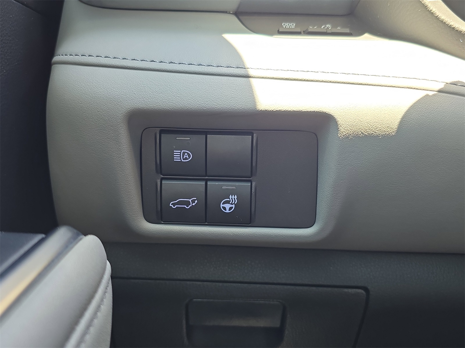 2022 Toyota Highlander Limited photo 21