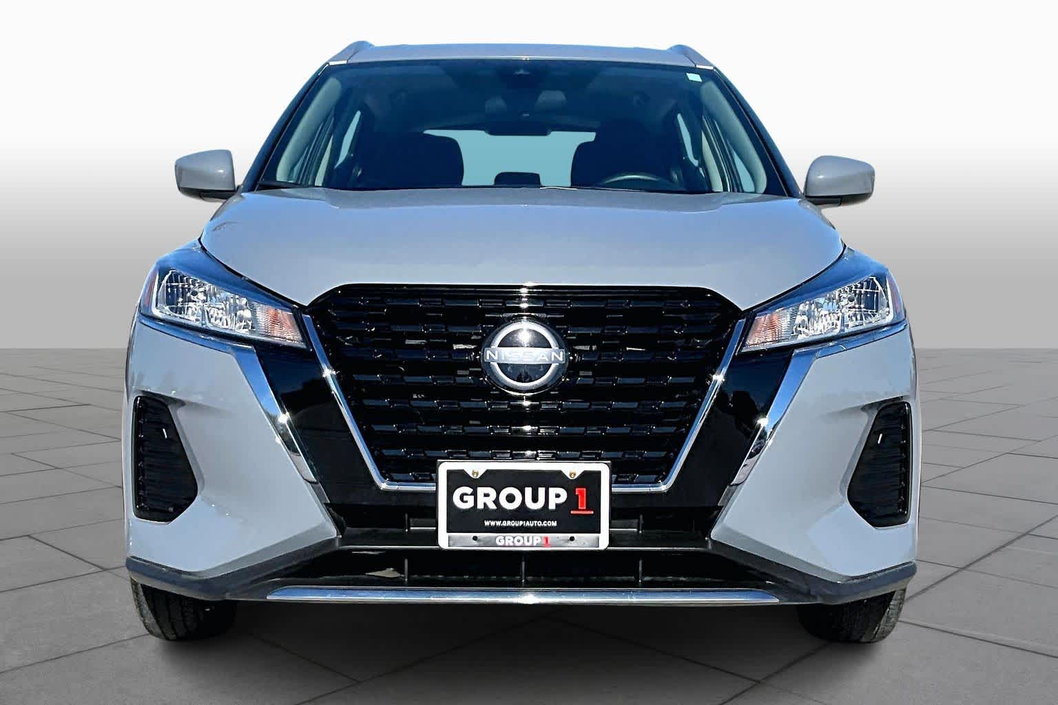 2024 Nissan Kicks SV photo 3