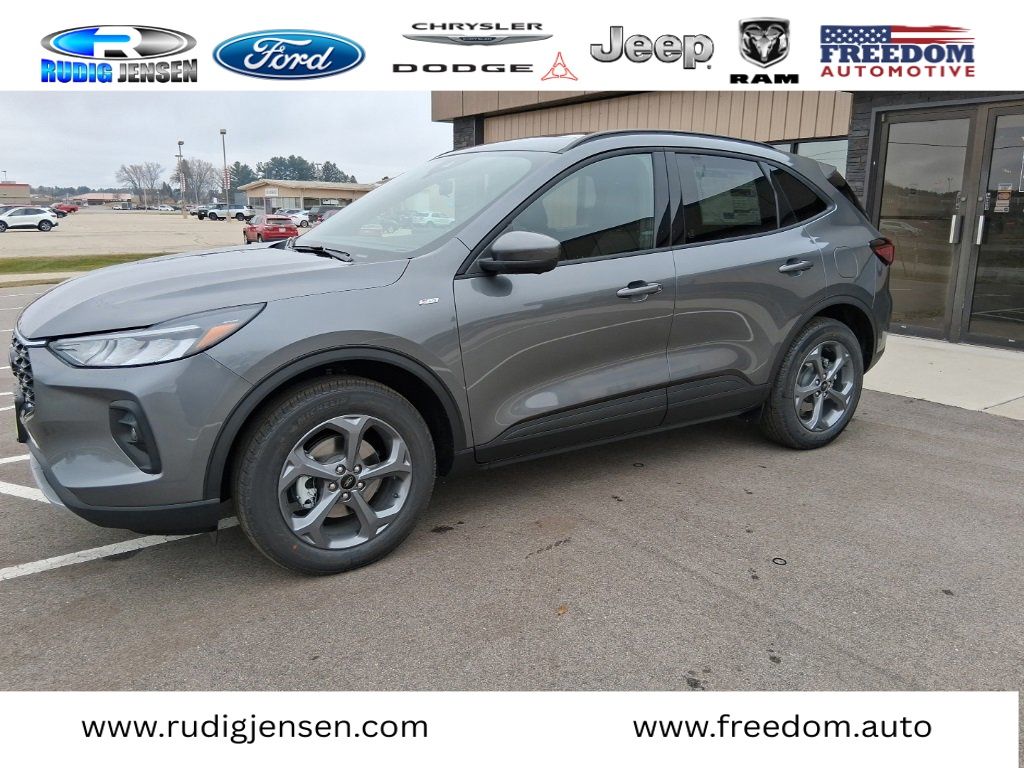 2026 Ford Escape ST-Line Select's photo