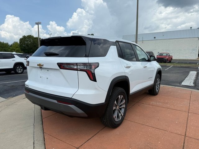 2026 Chevrolet Equinox LT photo 5