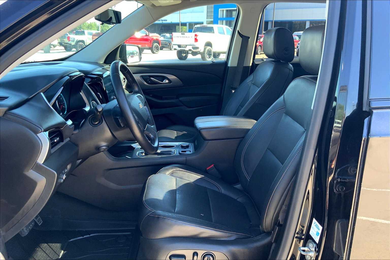 2020 Chevrolet Traverse Premier photo 7
