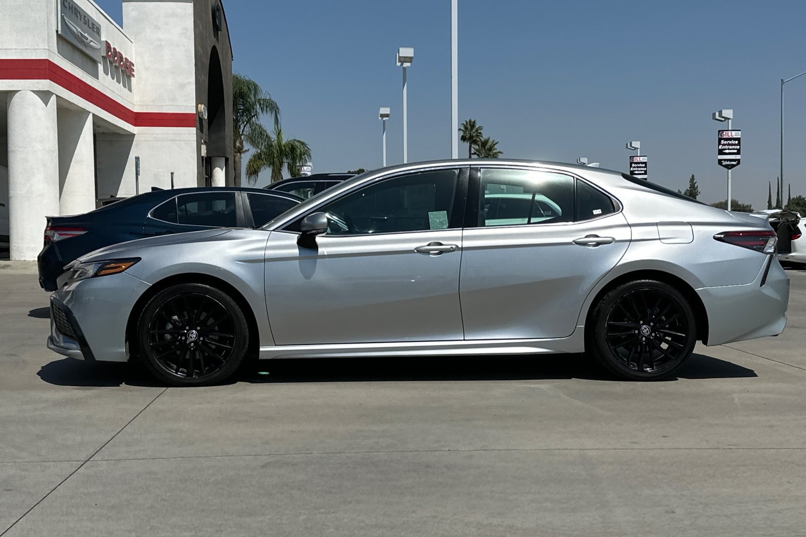 2023 Toyota Camry XSE photo 2