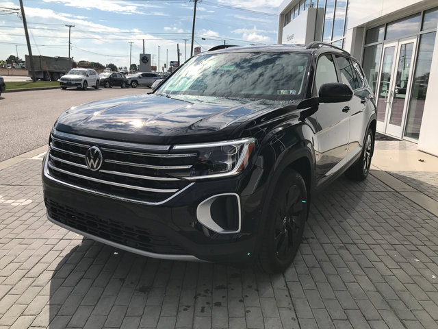 2026 Volkswagen Atlas SE Technology photo 4