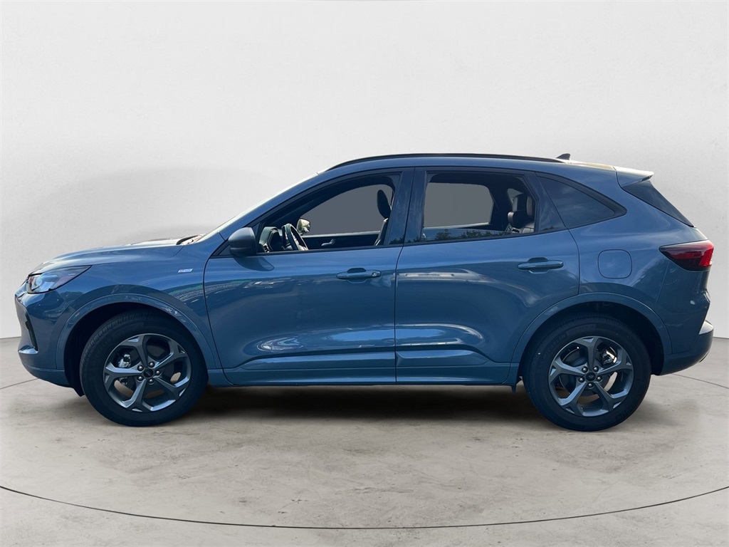 2024 Ford Escape ST-Line photo 5
