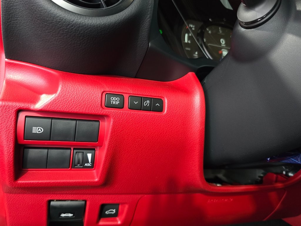 2025 Lexus IS 300 F SPORT photo 13