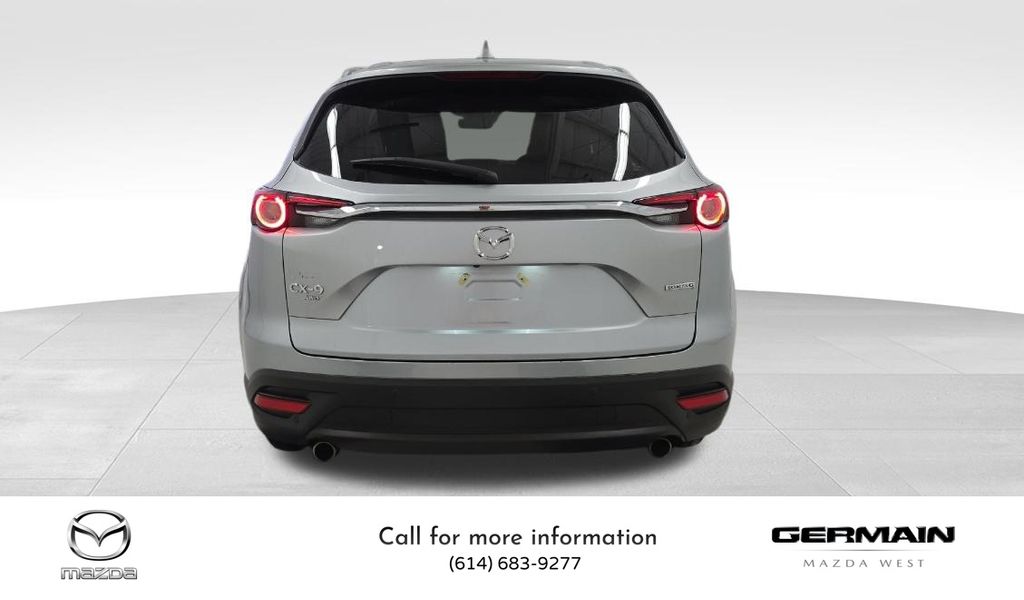 2022 Mazda CX-9 Touring photo 5
