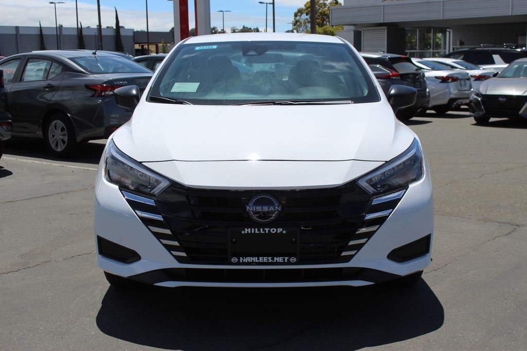 2025 Nissan Versa 1.6 S photo 3