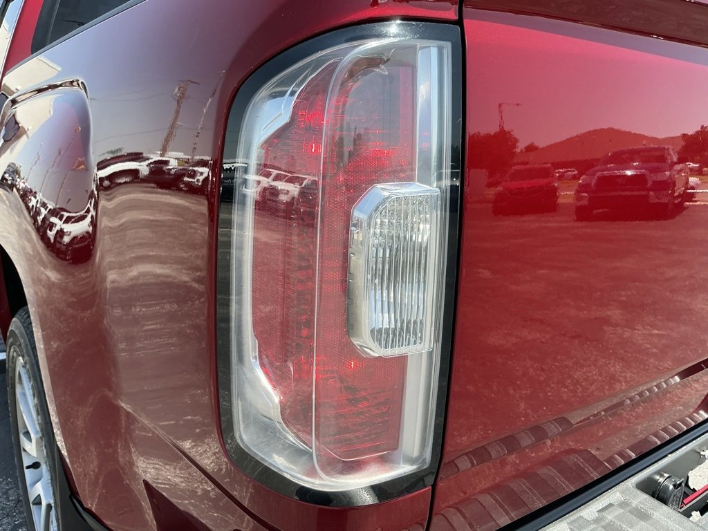 2022 Gmc Canyon Denali photo 17