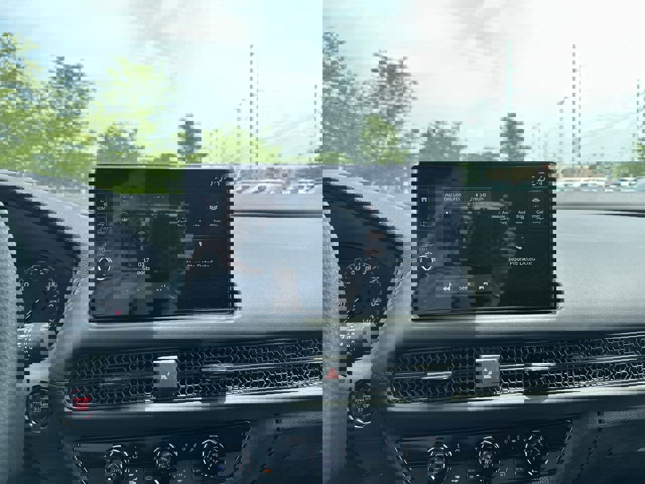 2026 Honda HR-V LX photo 14
