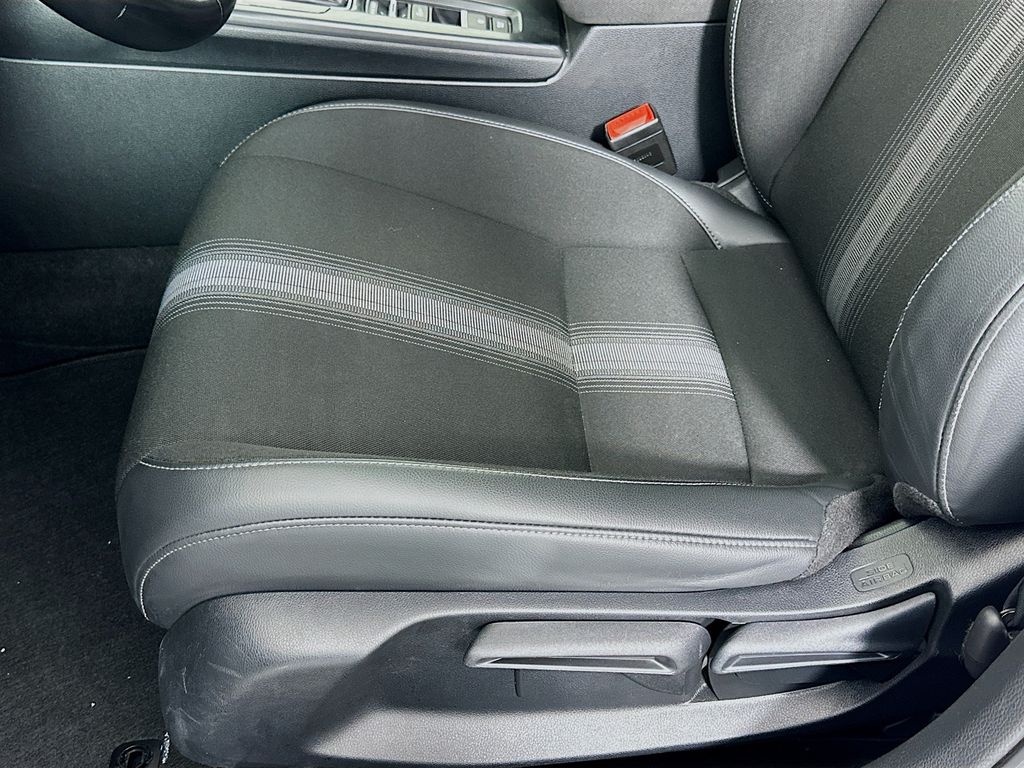 2022 Honda Civic Sport photo 19