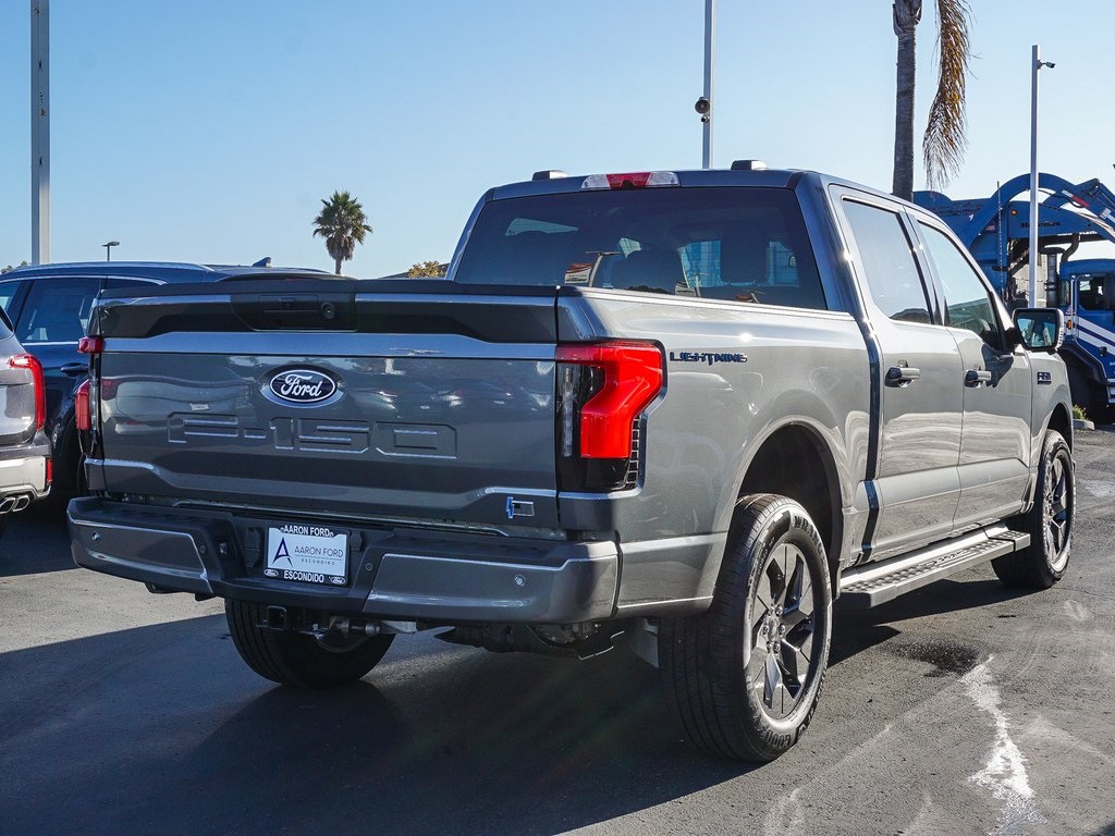 2025 Ford F-150 Lightning photo 6
