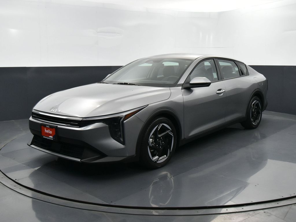 2025 Kia K4 EX photo 3