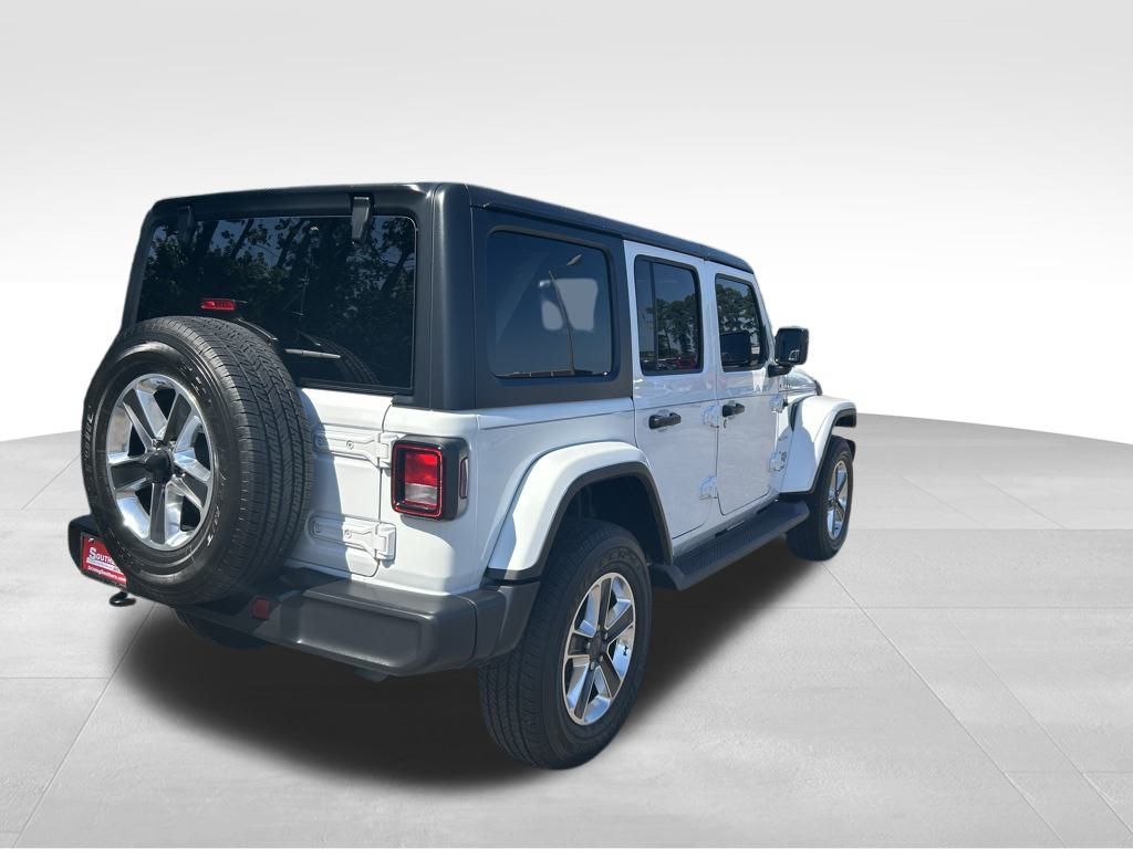 2021 Jeep Wrangler Unlimited Sahara photo 9