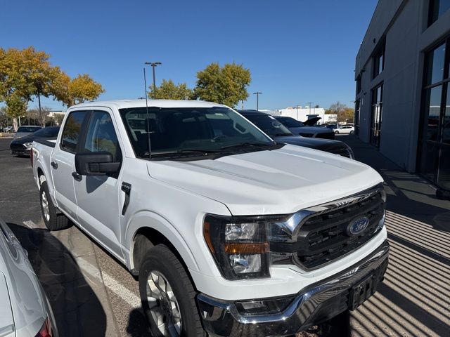 2023 Ford F-150 XLT photo 3