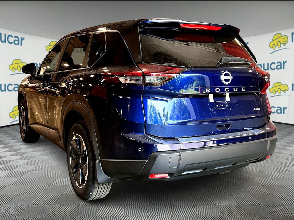 2026 Nissan Rogue SV photo 2