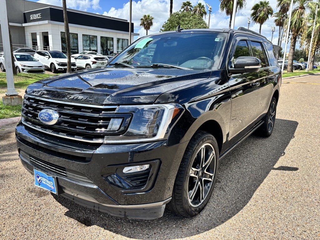 2021 Ford Expedition Limited photo 2