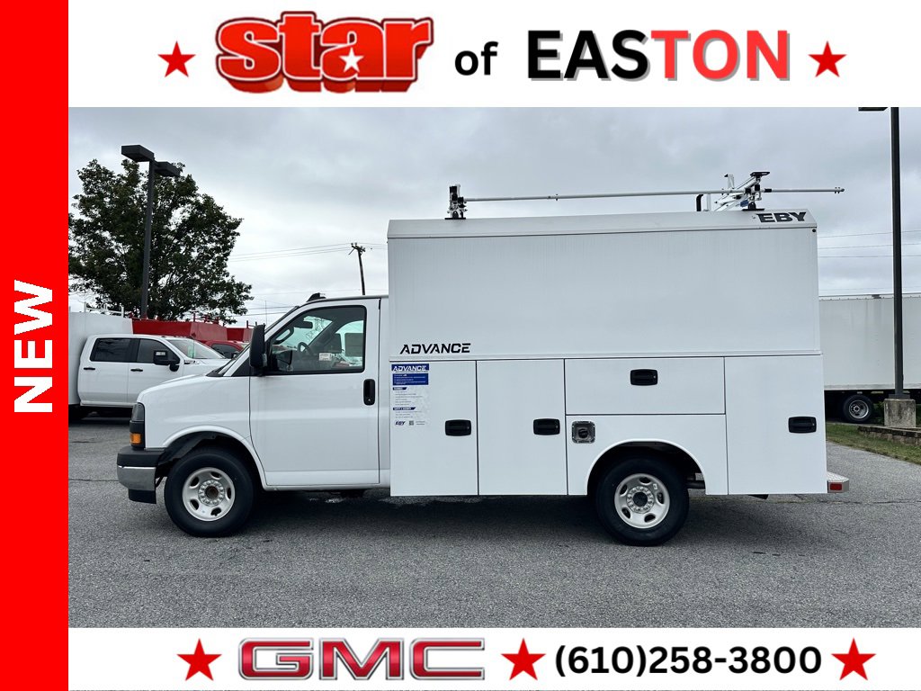 2025 Gmc Savana Cutaway 3500 photo 5