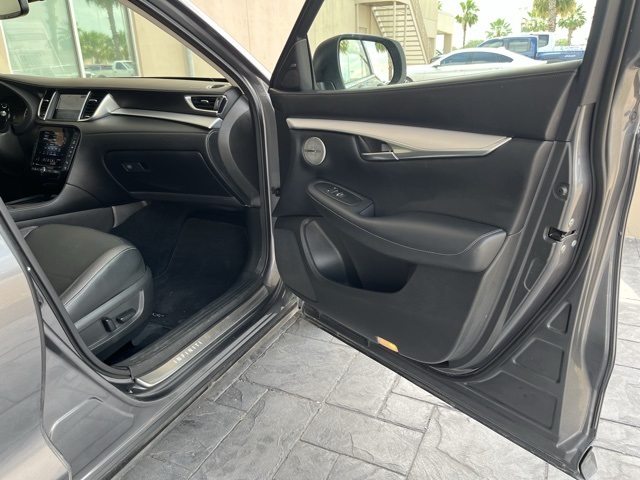 2022 Infiniti QX50 Essential photo 23