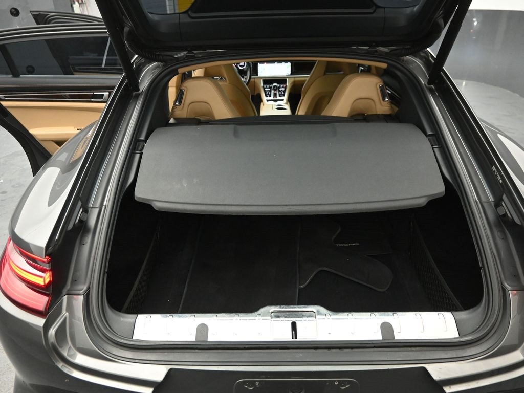 2018 PORSCHE PANAMERA - Image 26
