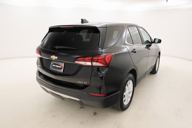 2024 Chevrolet Equinox LT photo 2