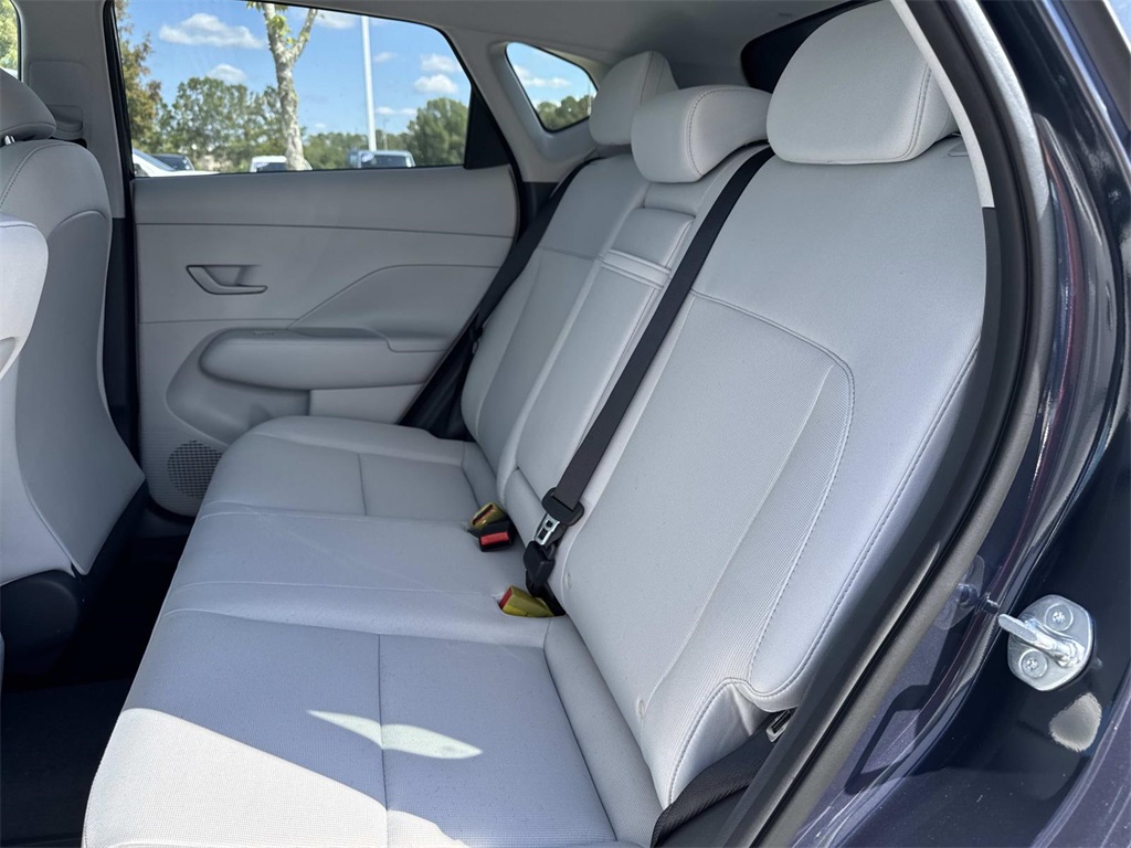 2026 Hyundai Kona SEL photo 3