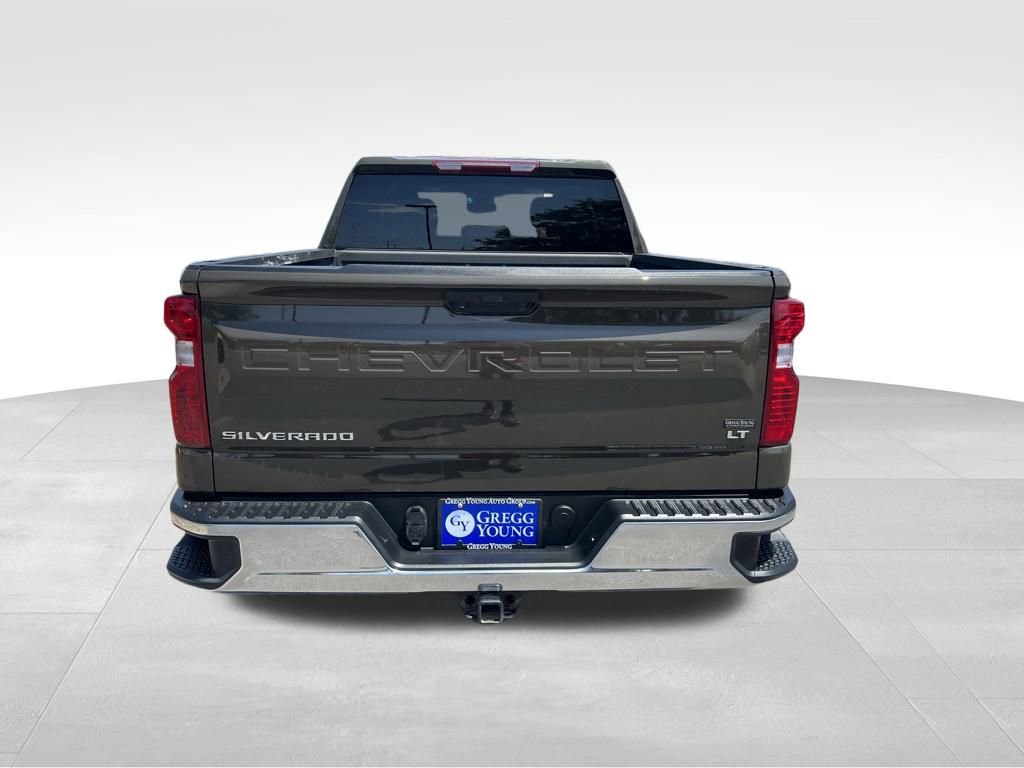2023 Chevrolet Silverado 1500 LT photo 3