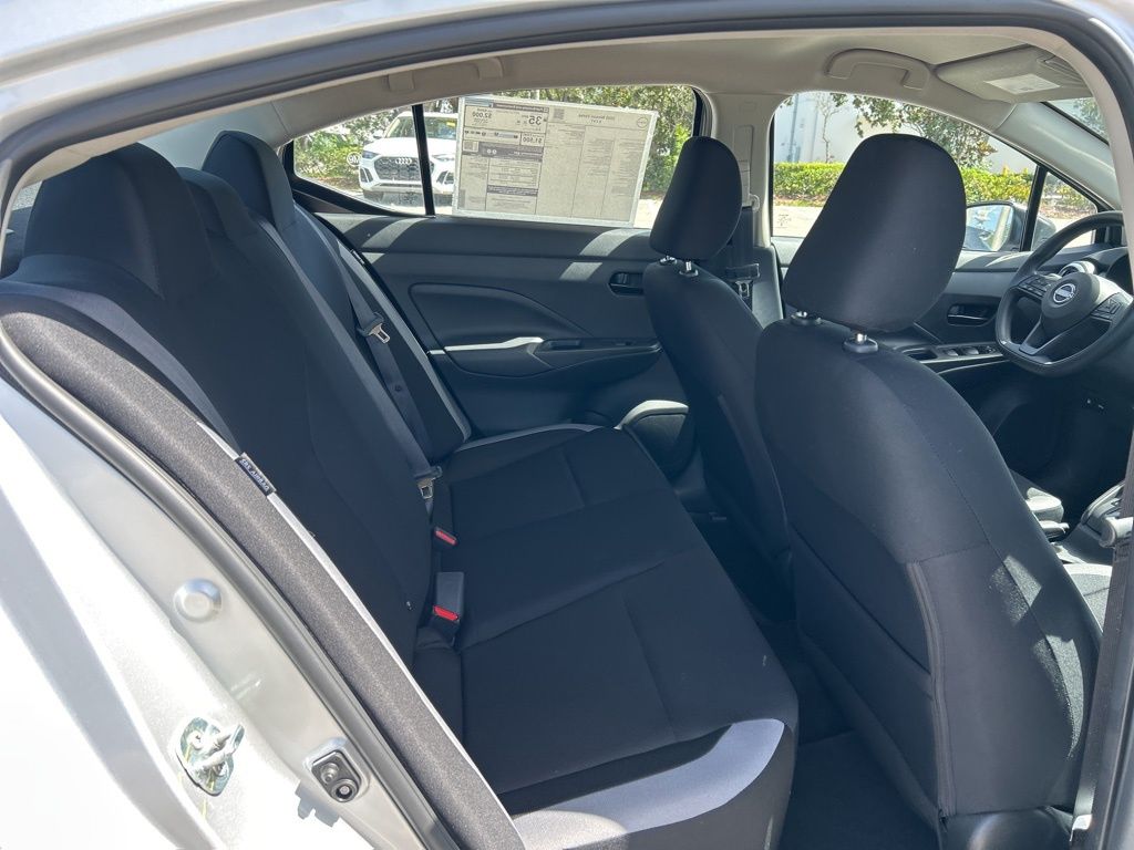 2025 Nissan Versa S photo 33
