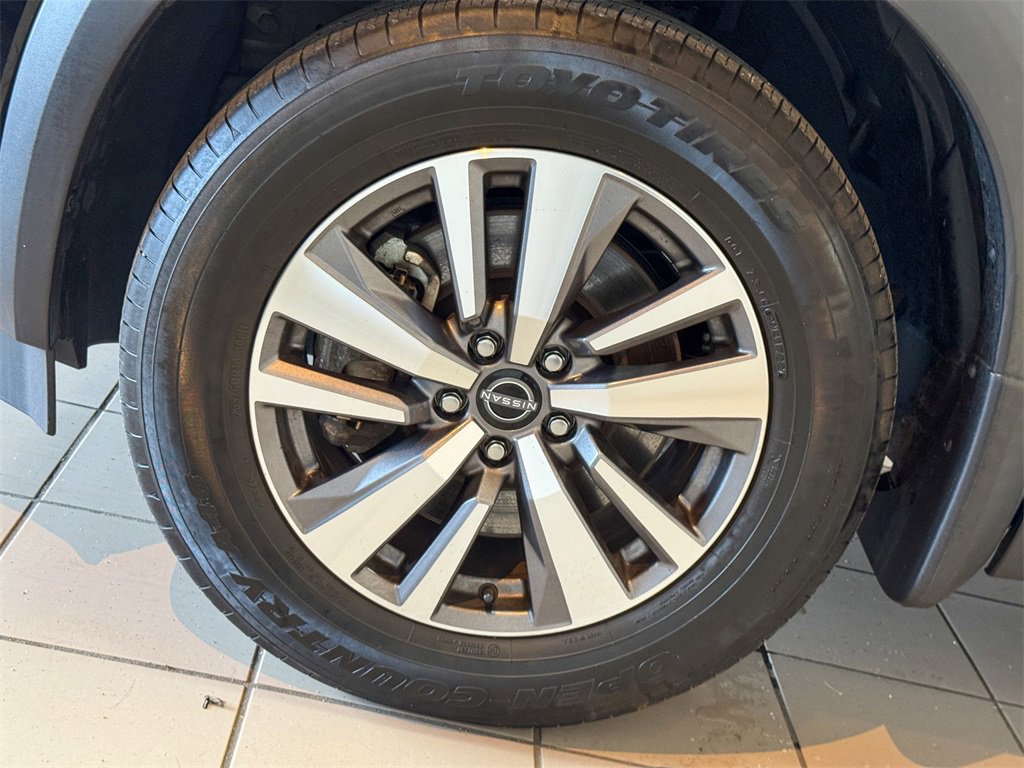 2022 Nissan Pathfinder SL photo 14